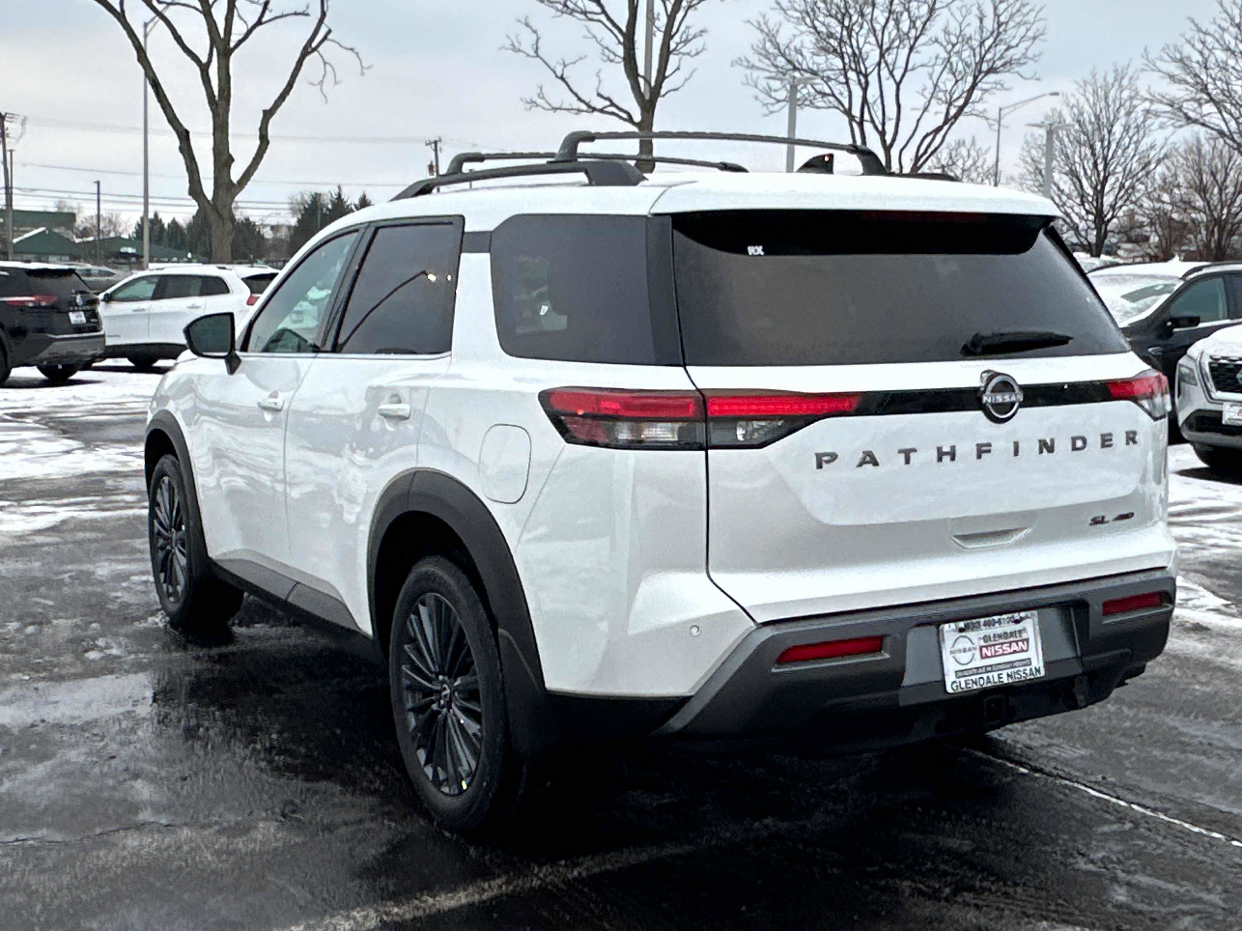 New 2026 Nissan Pathfinder SL w/ SL Premium Package image 6