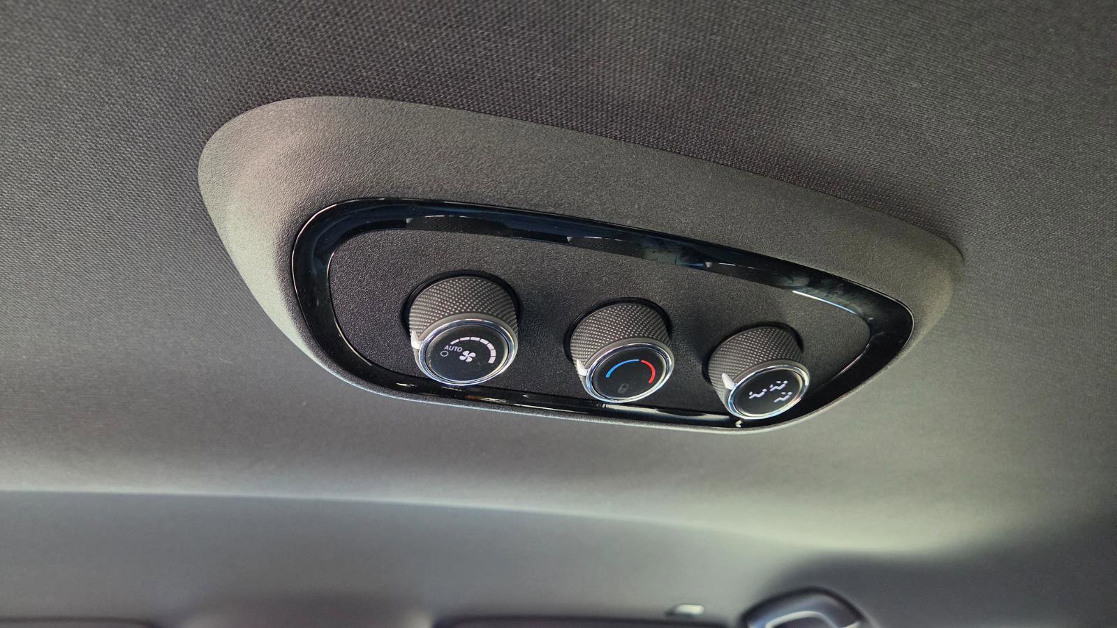 Used 2023 Dodge Durango GT image 53