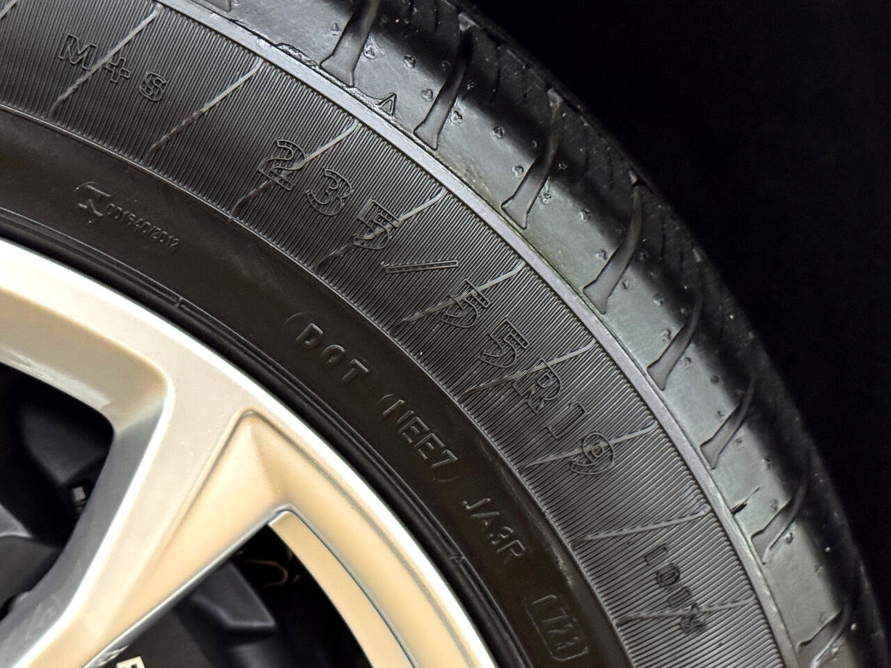 Used 2023 Porsche Macan image 50