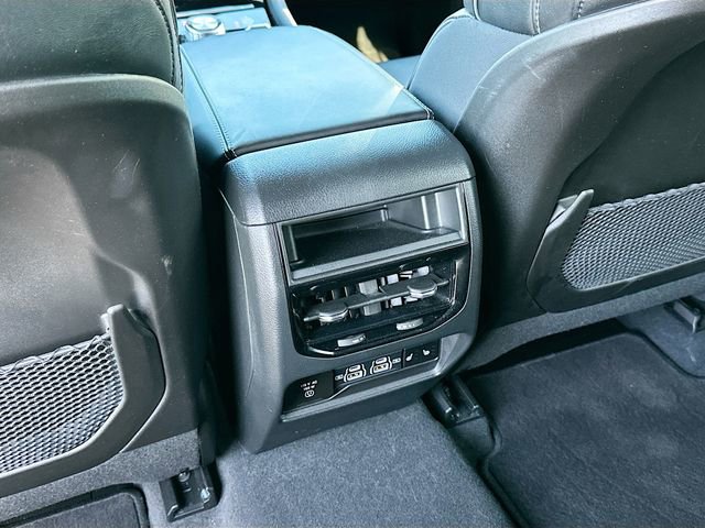 Used 2024 Jeep Grand Cherokee Overland w/ Trailer Tow Package image 27