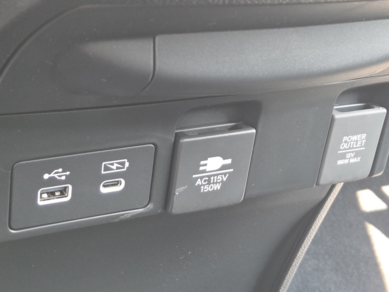 New 2026 Honda Odyssey Touring image 9