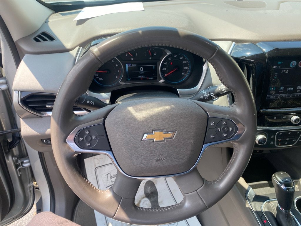 Used 2018 Chevrolet Traverse LT image 11