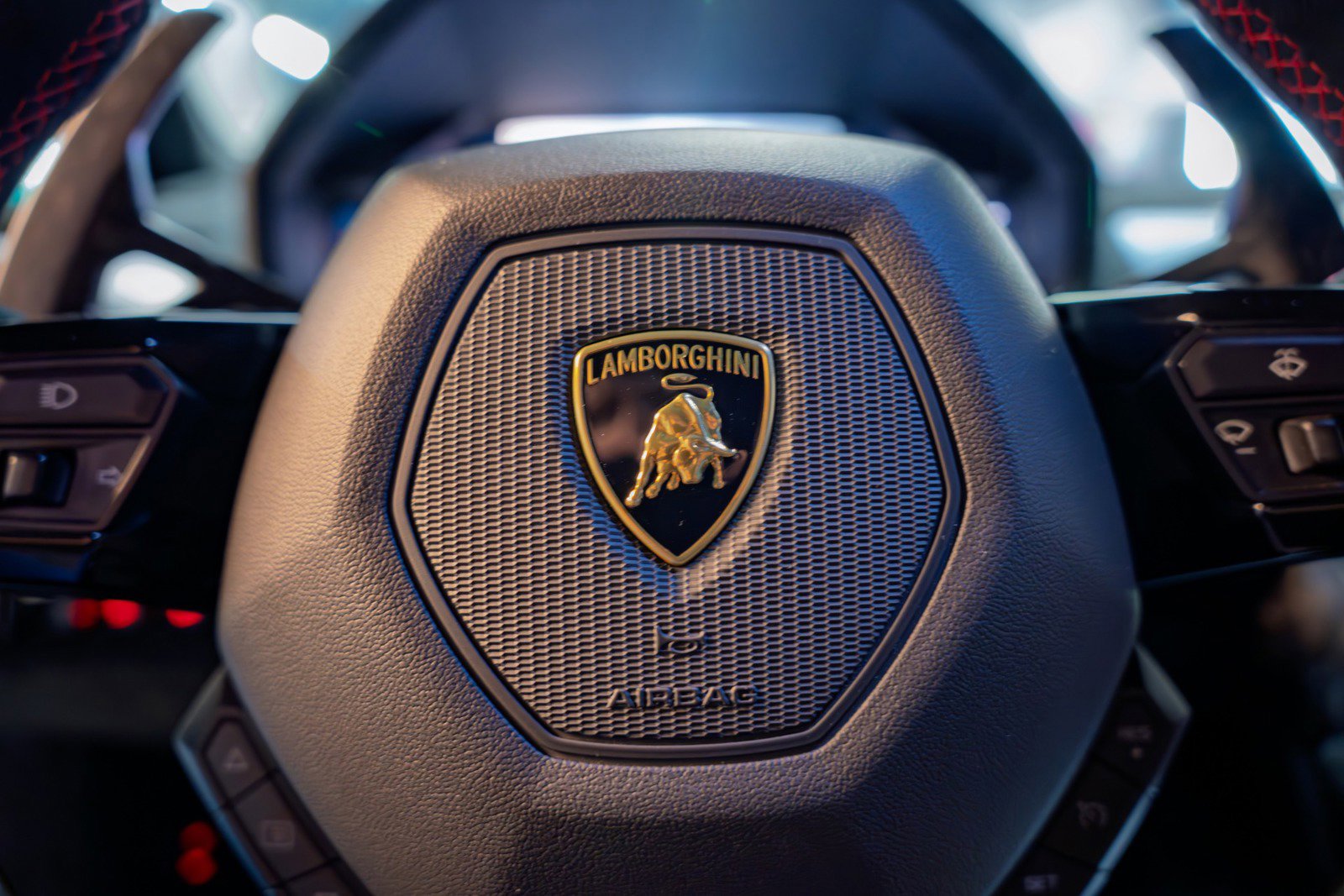 Used 2018 Lamborghini Huracan Performante image 33