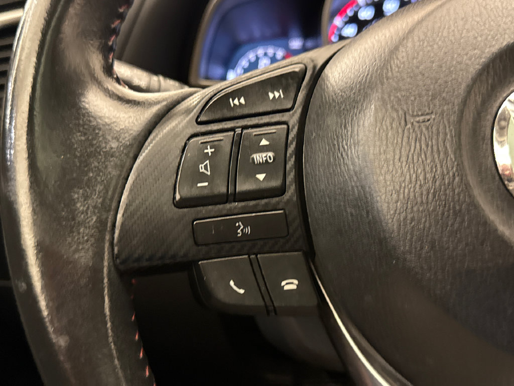 Used 2015 MAZDA MAZDA3 i Grand Touring w/ Appearance Package FWD image 31