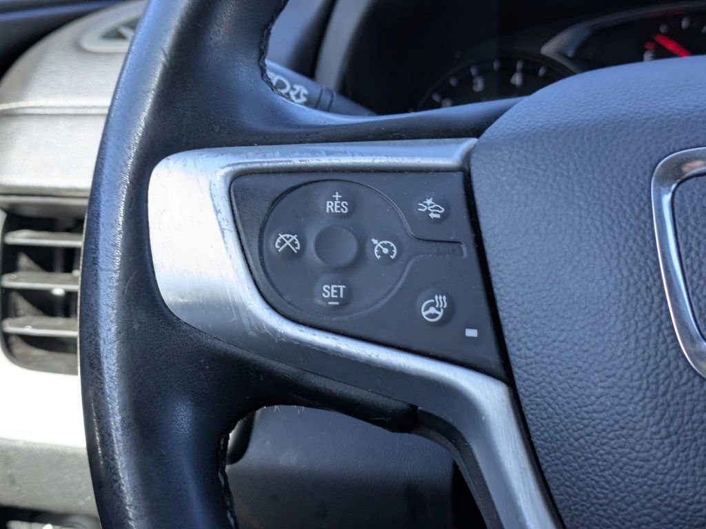 Used 2023 GMC Terrain SLT w/ Infotainment Package II image 24