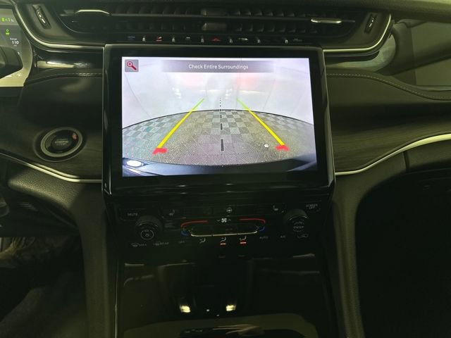 Used 2023 Jeep Grand Cherokee 4WD 4xe image 22