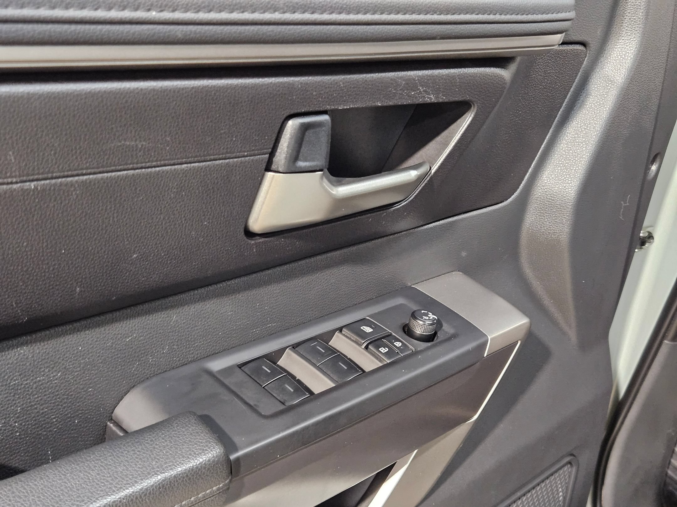 Certified 2025 Toyota Tundra SR5 AWD/4WD image 21