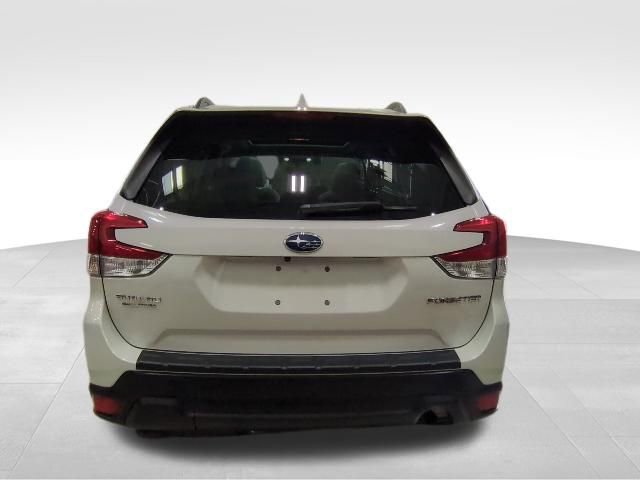 Used 2020 Subaru Forester Premium AWD/4WD image 25