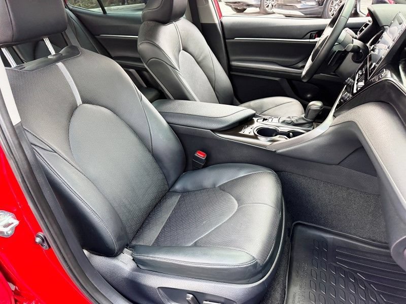 Used 2024 Toyota Camry XSE w/ Navigation Package FWD image 16