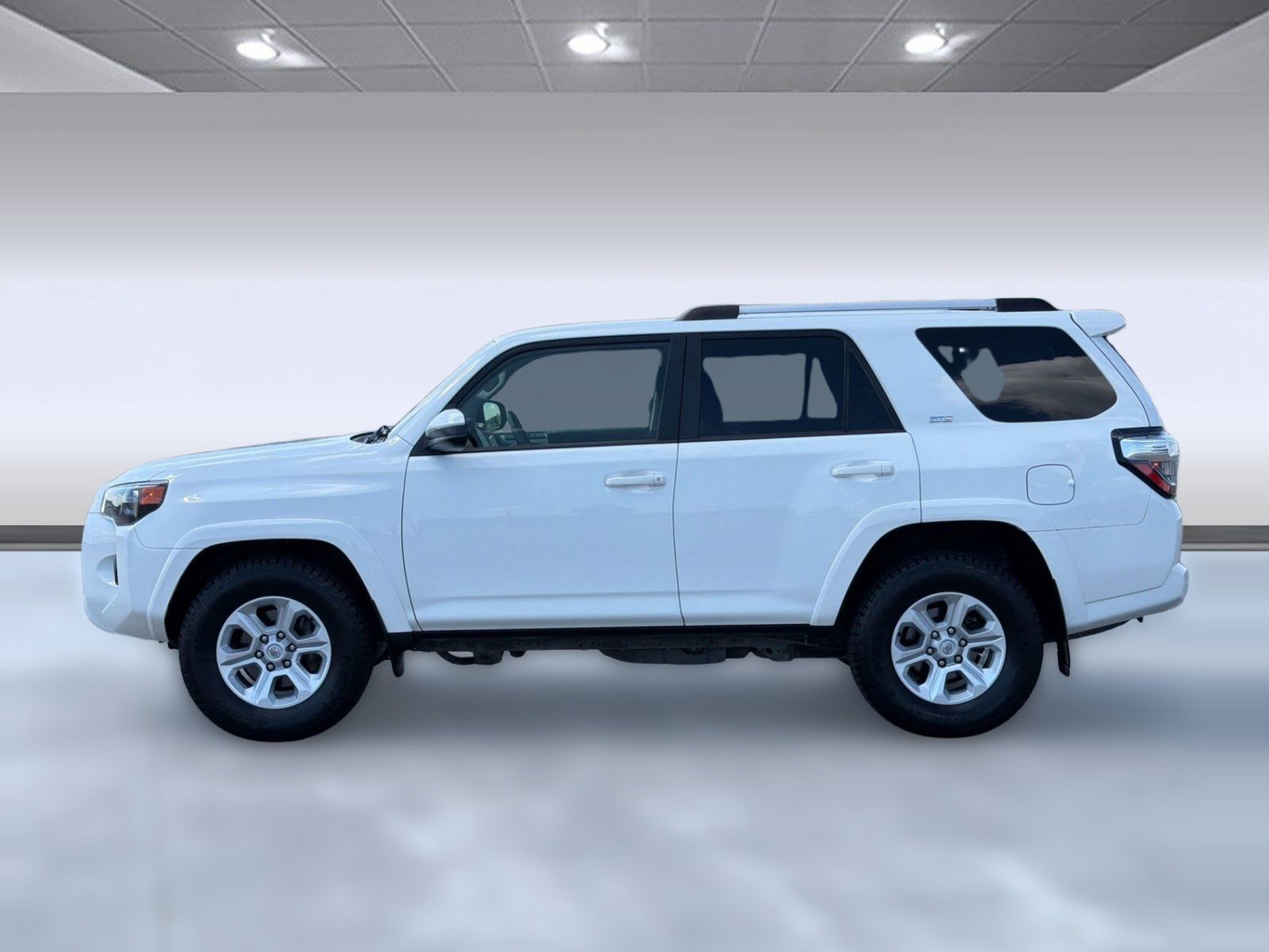 Used 2023 Toyota 4Runner SR5 RWD image 2