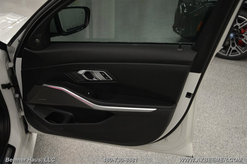 Used 2023 BMW 330e w/ M Sport Package RWD image 39