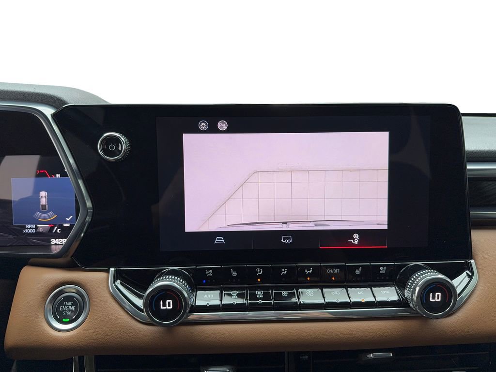 Used 2024 GMC Canyon AT4 w/ AT4 Premium Package image 33