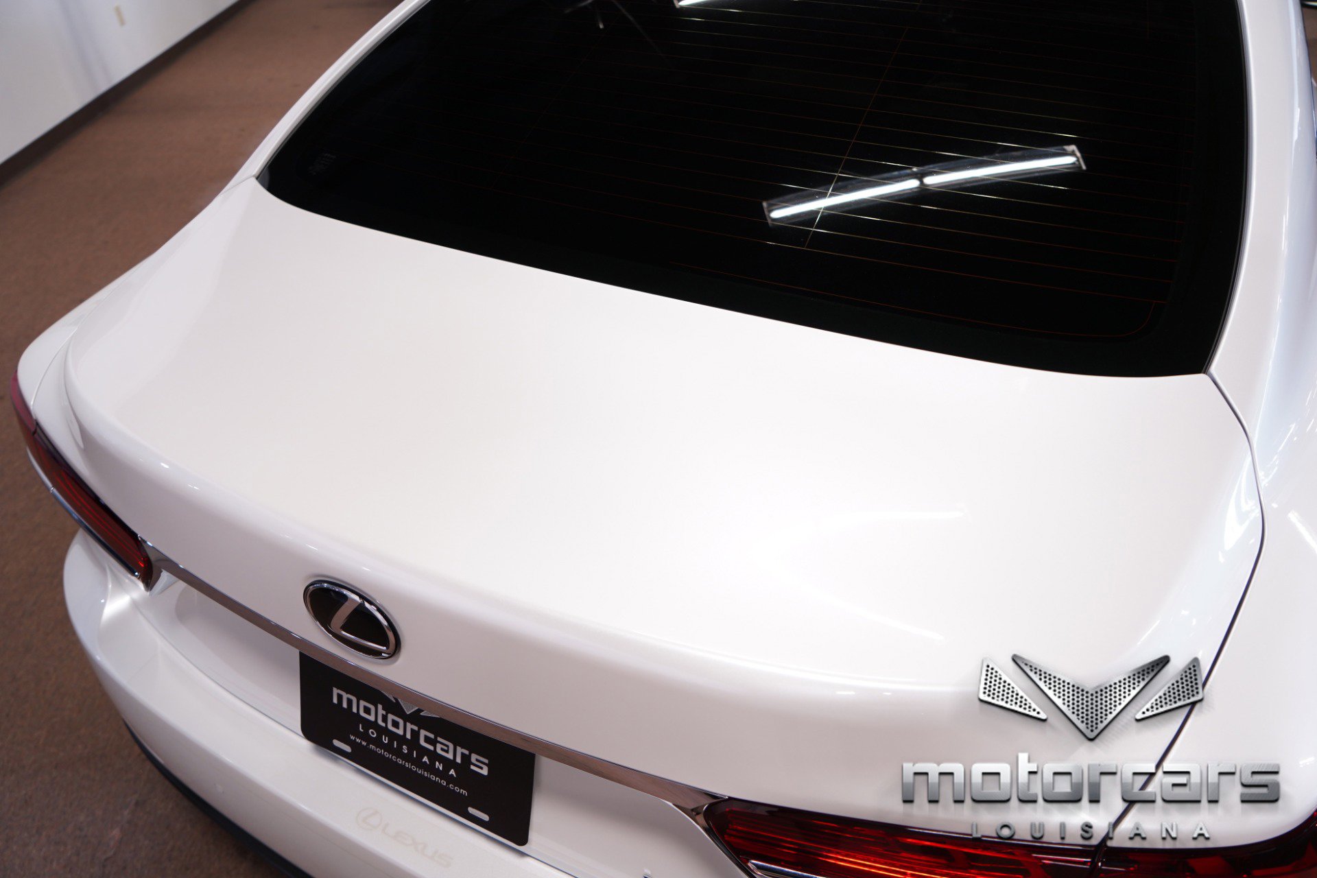 Used 2020 Lexus LS 500 w/ Accessory Package (Z2) RWD image 17