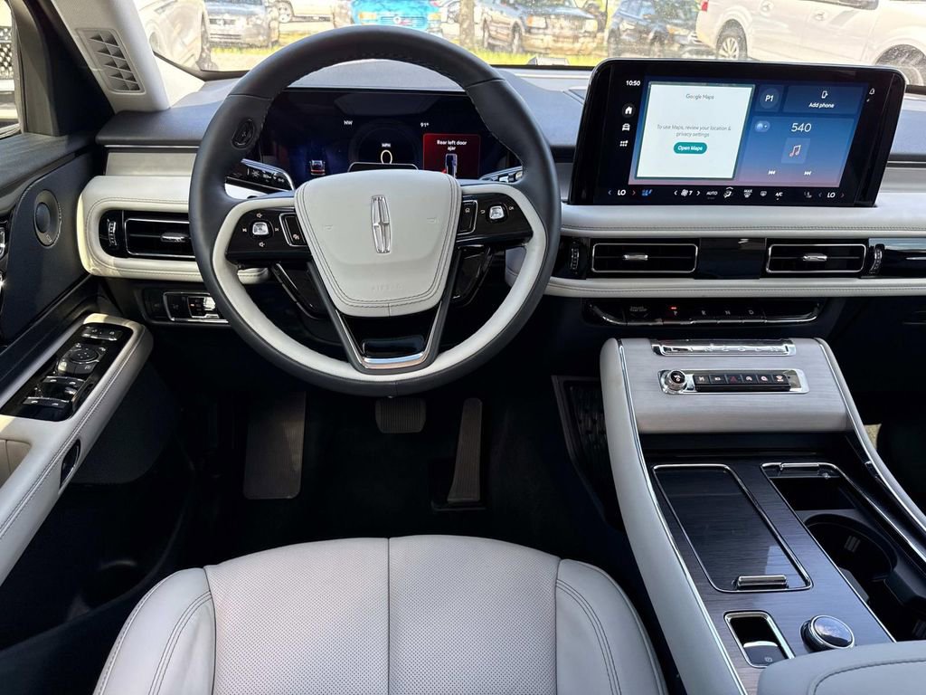 New 2025 Lincoln Aviator Reserve image 17