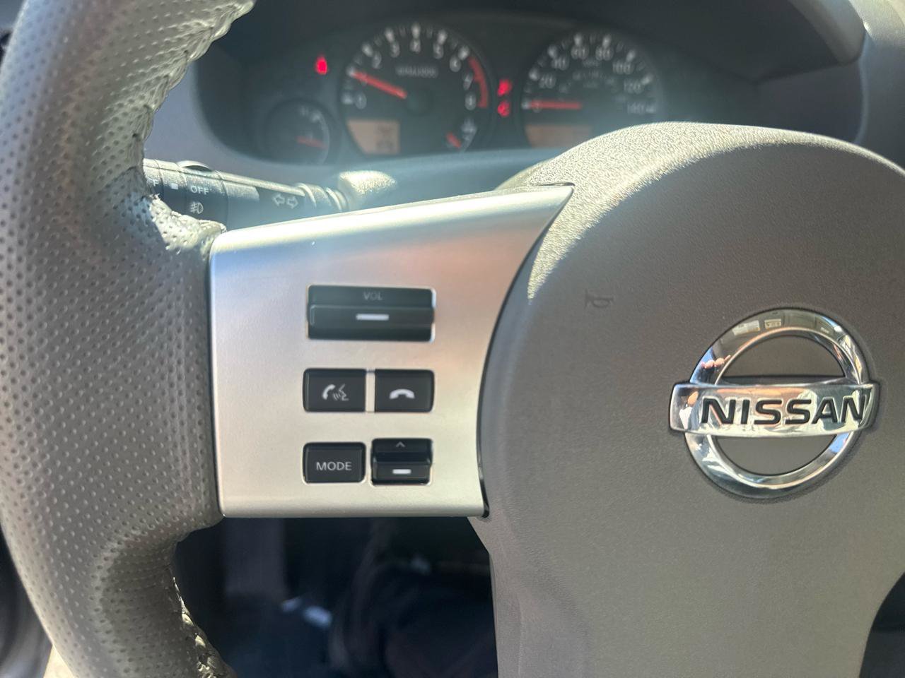 Used 2019 Nissan Frontier SV w/ Value Truck Package AWD/4WD image 32