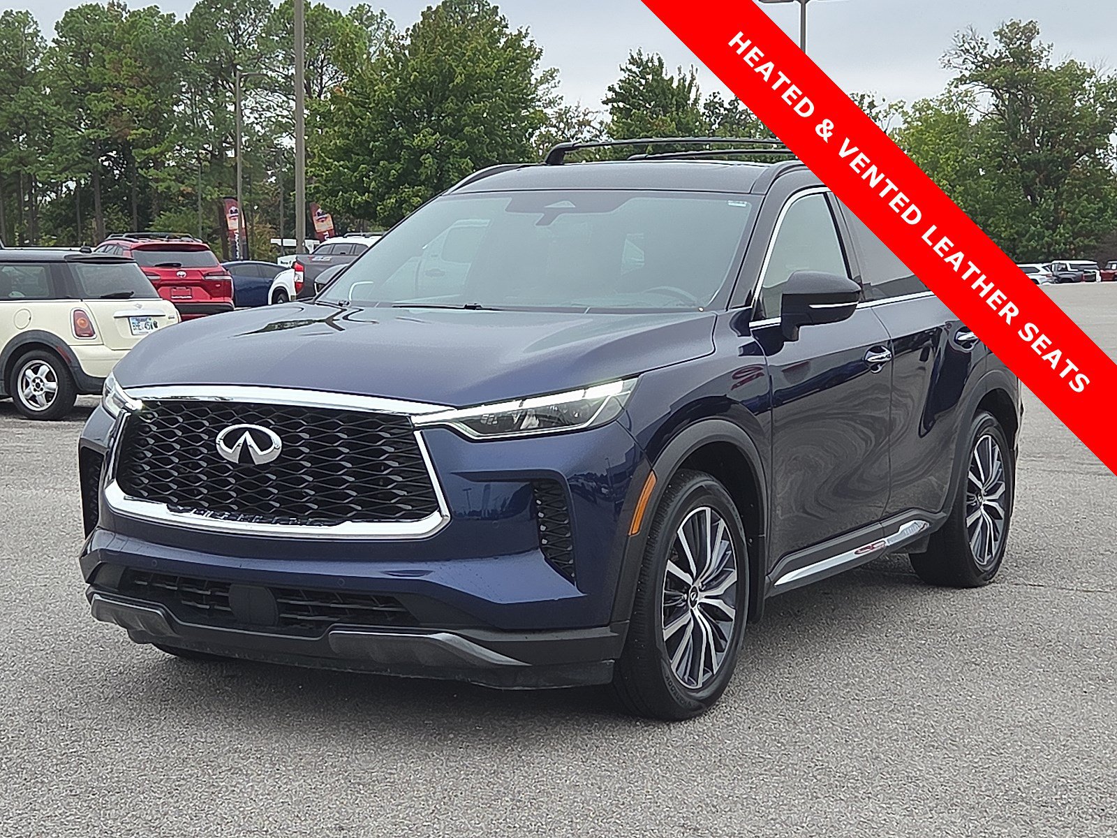 Used 2023 INFINITI QX60 Autograph AWD/4WD image 2