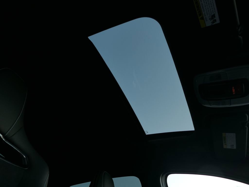 Certified 2025 Hyundai Elantra N w/ Cargo Package image 28