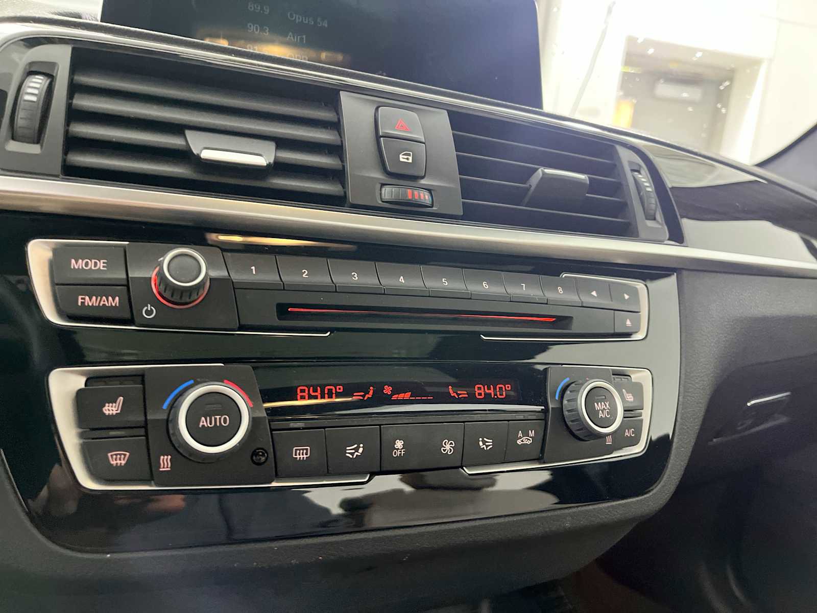 Used 2020 BMW 230i Coupe w/ Premium Package image 23