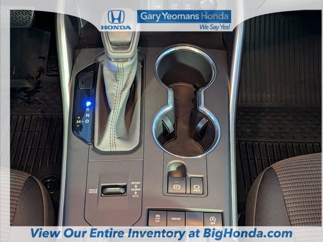 Used 2020 Toyota Highlander L FWD image 18