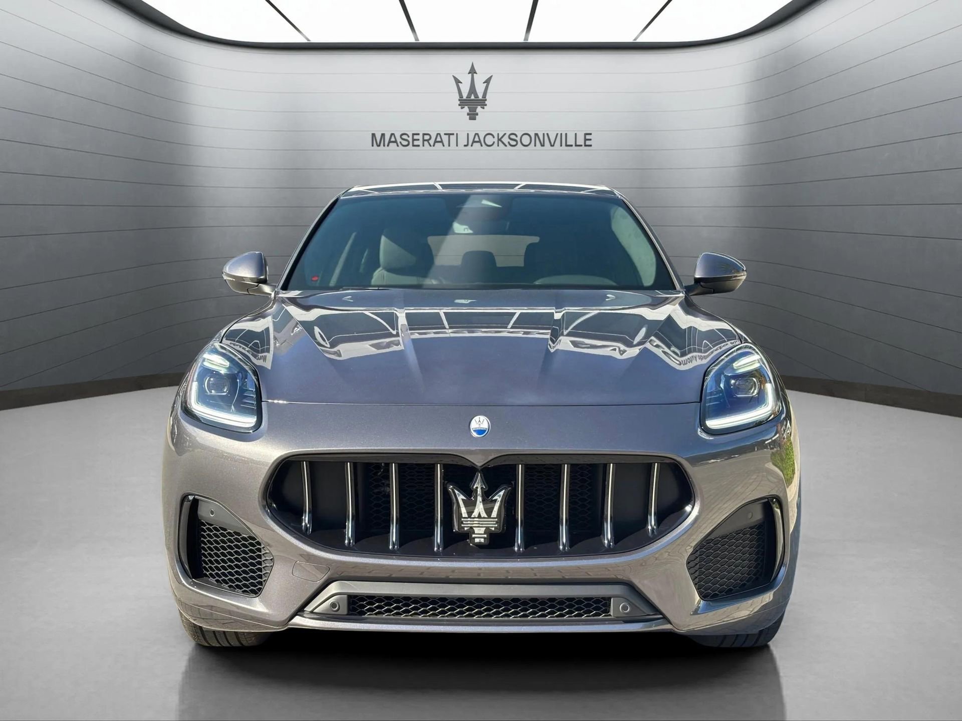 New 2025 Maserati Grecale GT image 11
