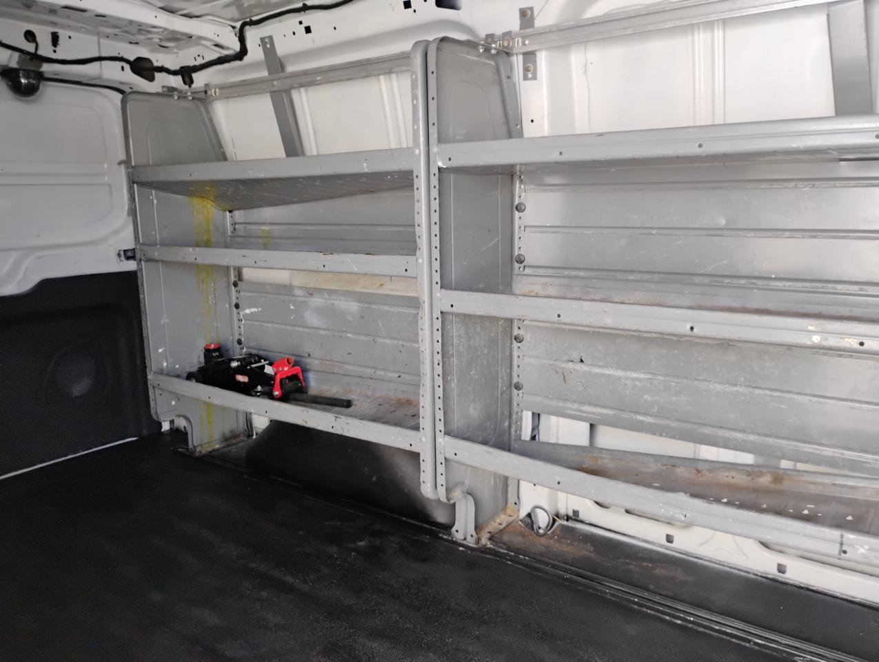 Used 2015 Ford Transit 150 130 Low Roof RWD image 38