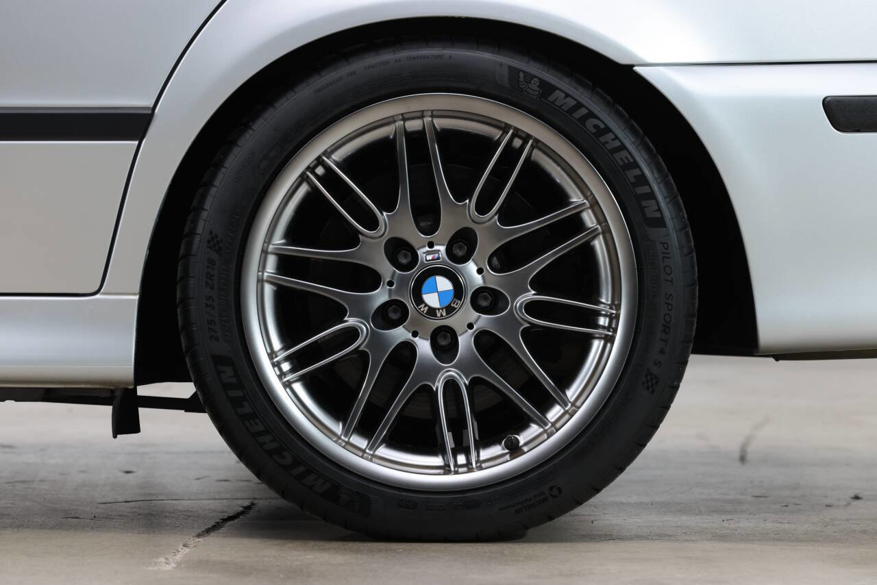 Used 2003 BMW M5 image 46