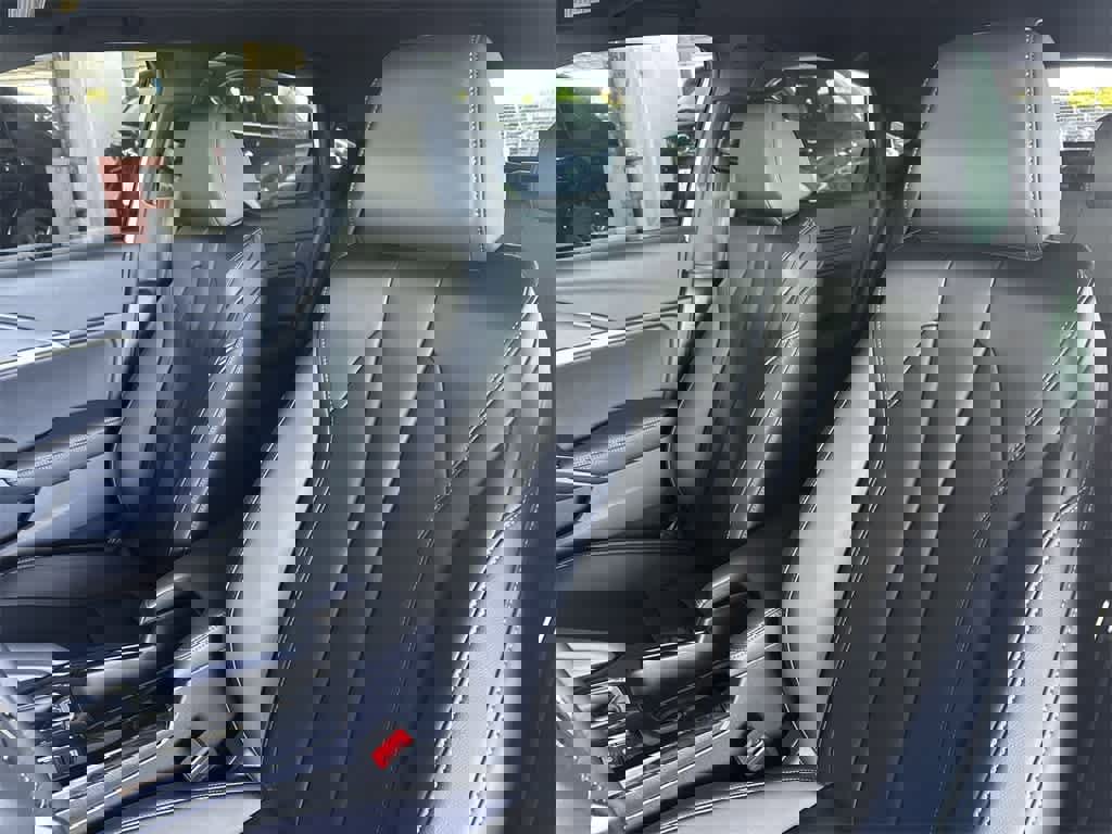 New 2025 Acura Integra A-Spec image 14