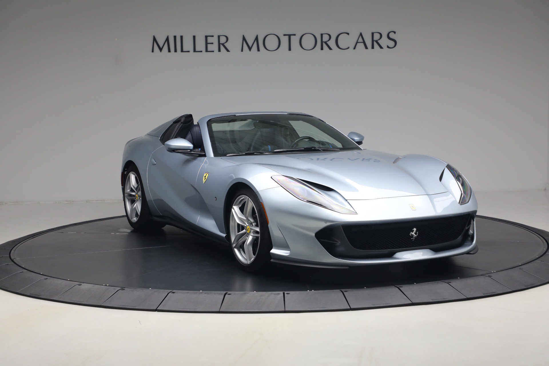 Certified 2022 Ferrari 812 GTS RWD image 11