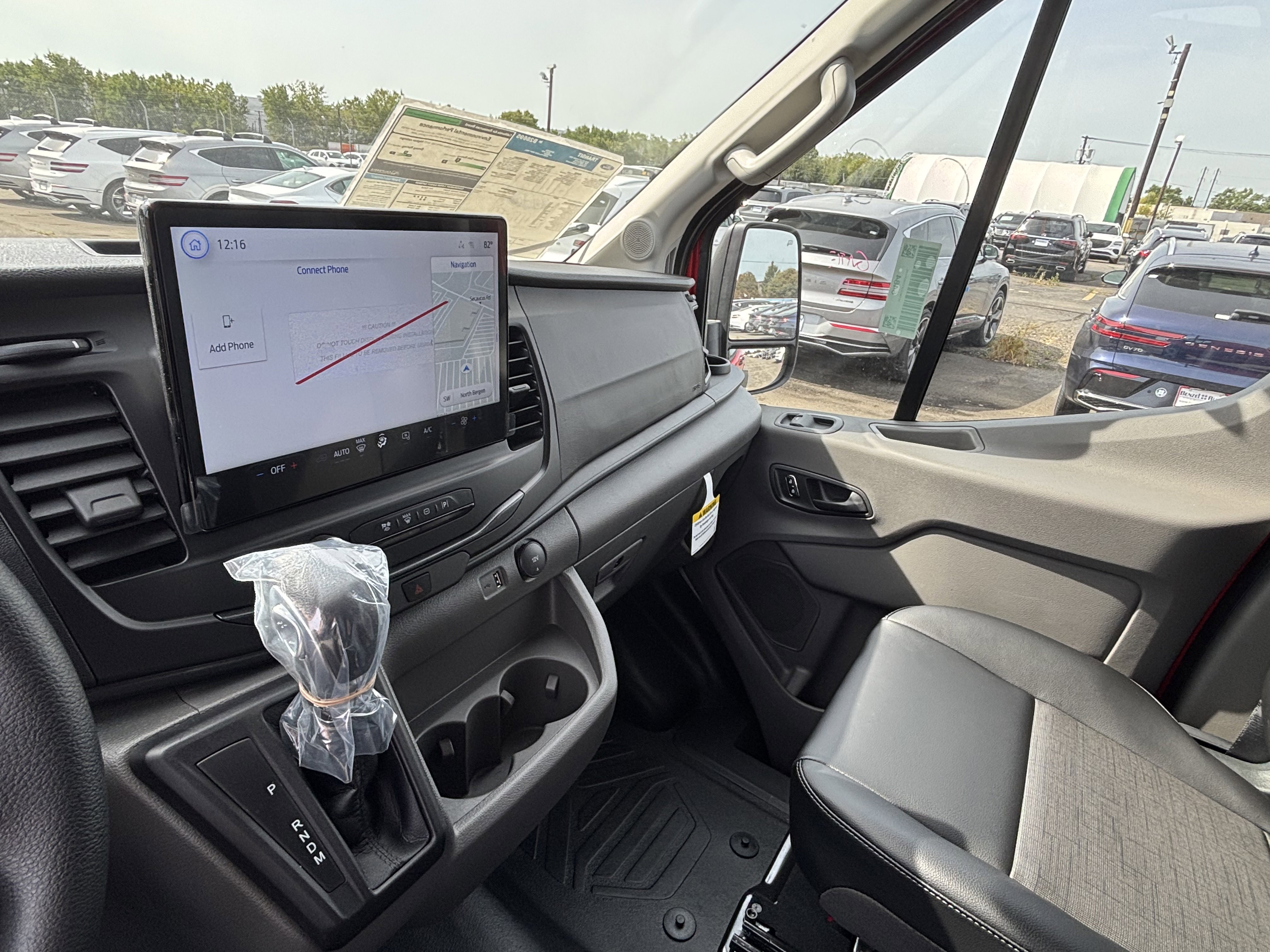 New 2025 Ford Transit 250 148 Medium Roof image 19