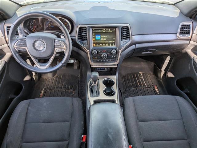 Used 2017 Jeep Grand Cherokee Laredo w/ Quick Order Package 23E AWD/4WD image 15