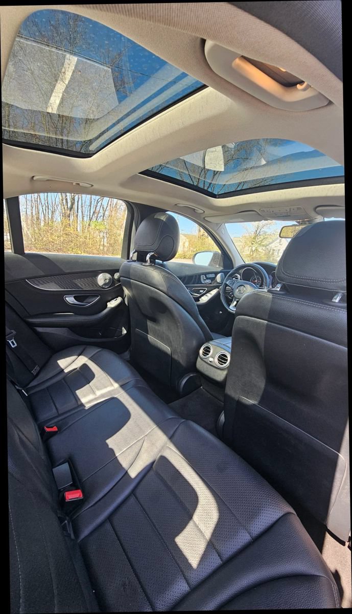Used 2015 Mercedes-Benz C 300 4MATIC Sedan image 12