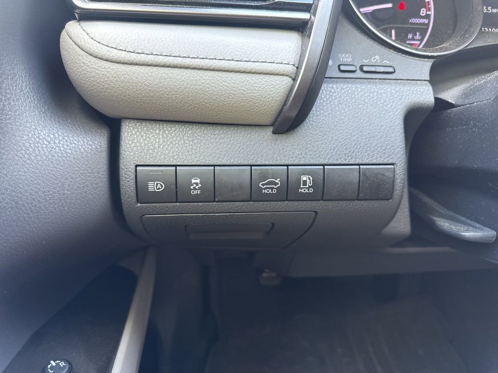 Used 2023 Toyota Camry SE image 8