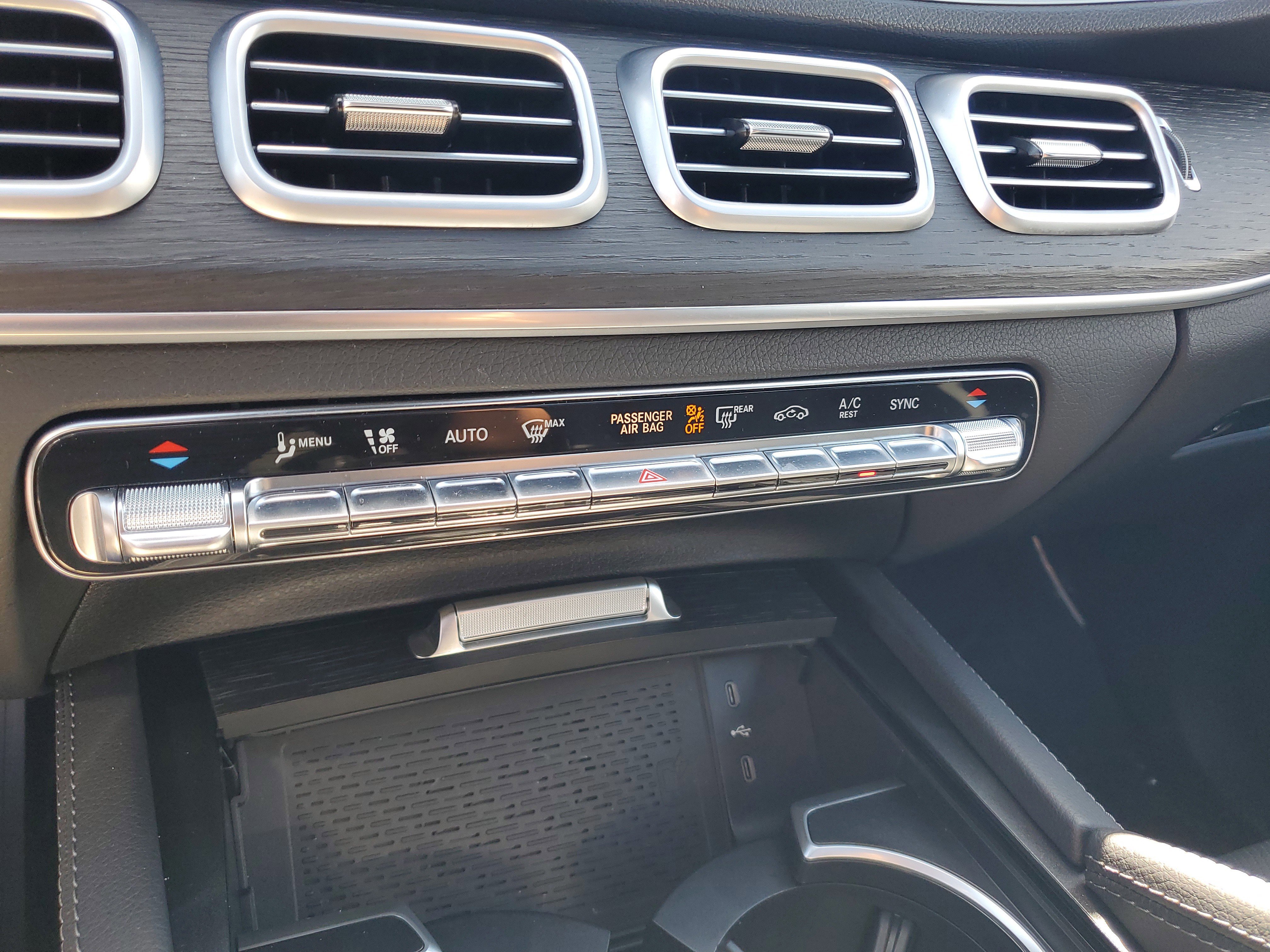 Certified 2025 Mercedes-Benz GLE 580 4MATIC image 36