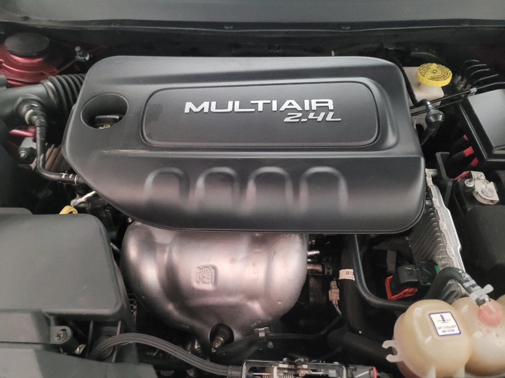 Used 2019 Jeep Cherokee Latitude w/ Popular Appearance Group FWD image 30