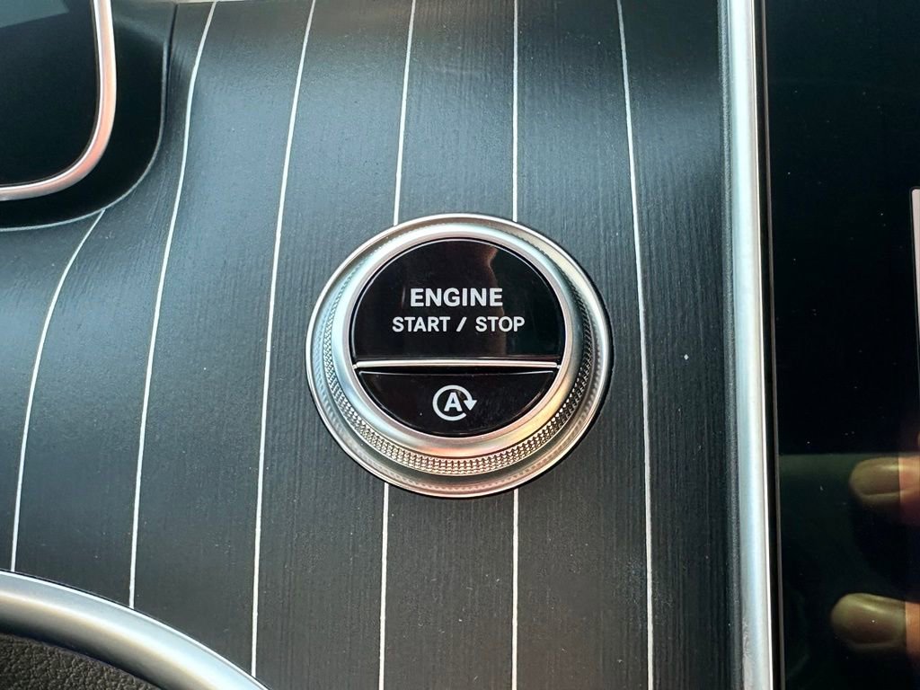 Used 2024 Mercedes-Benz CLE 300 4MATIC Cabriolet image 23