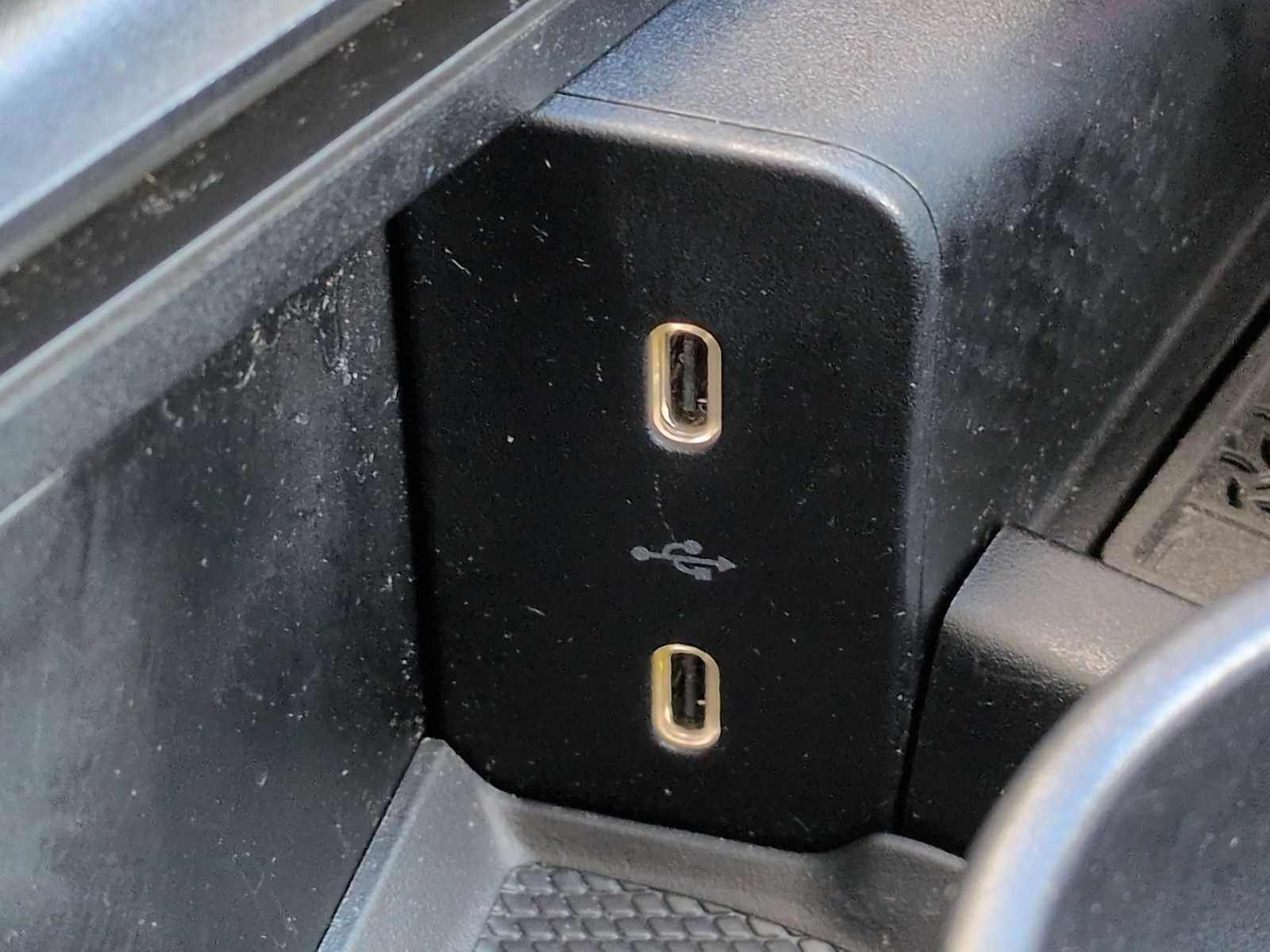 Used 2024 Mercedes-Benz E 350 4MATIC Sedan image 32