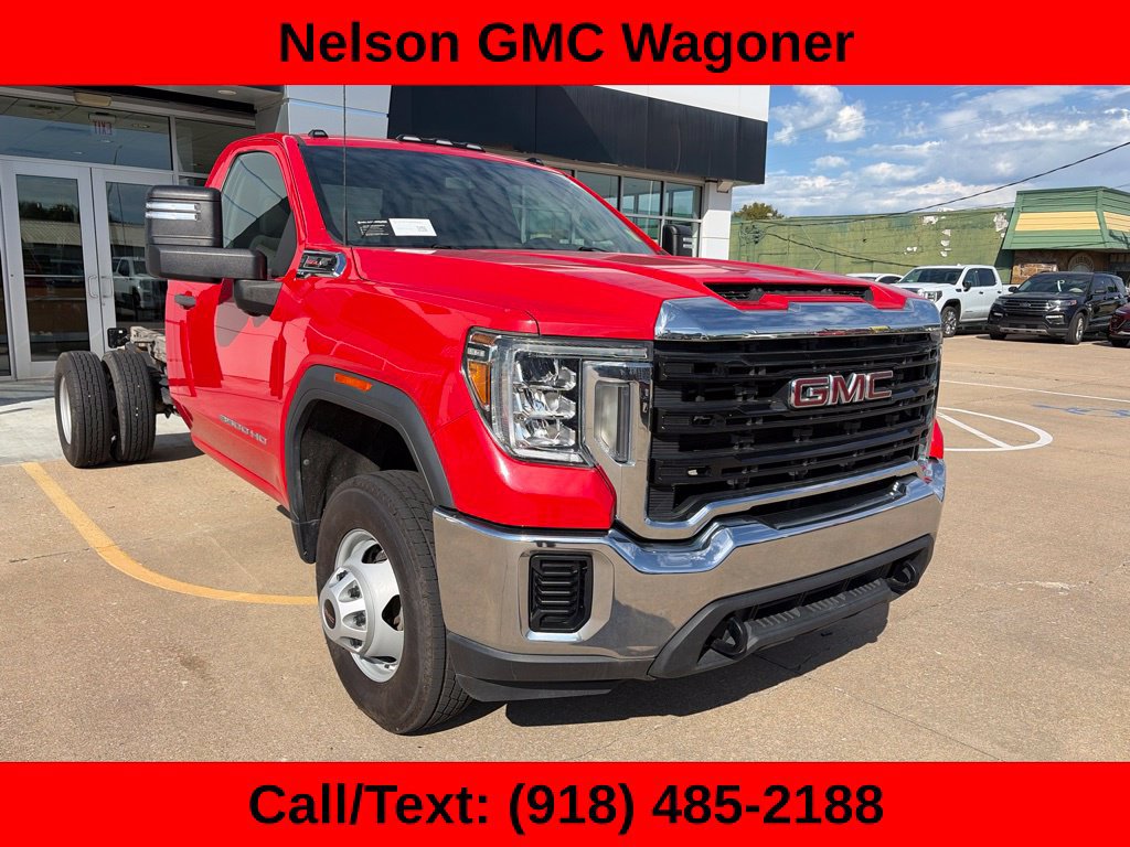Used 2021 GMC Sierra 3500 4x4 Regular Cab w/ Convenience Package image 2