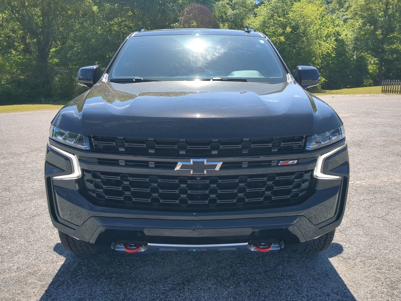 Used 2024 Chevrolet Suburban Z71 w/ Z71 Off-Road Package AWD/4WD image 7