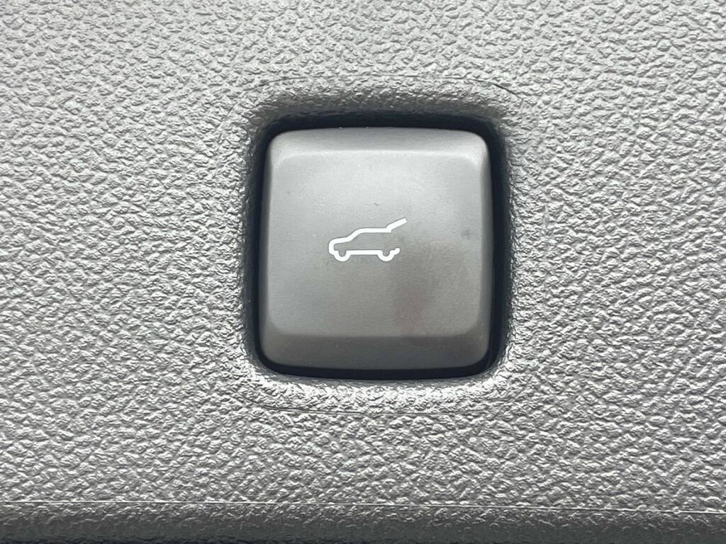 Certified 2023 Ford Escape ST-Line w/ Tech Pack #1 AWD/4WD image 22