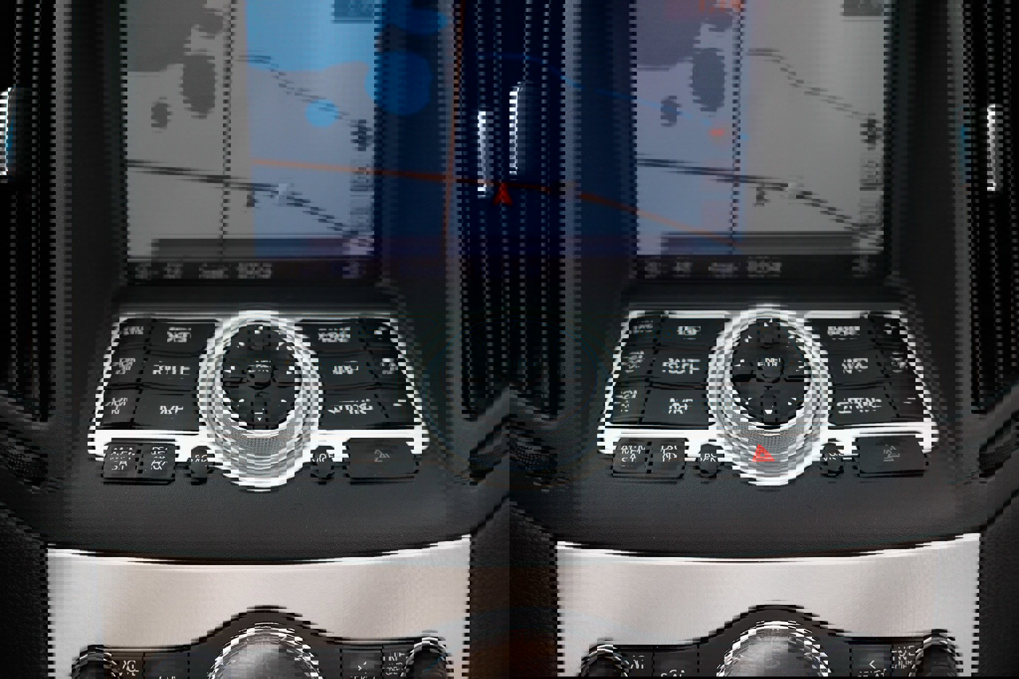 Used 2014 INFINITI Q60 Convertible w/ Premium Package image 39