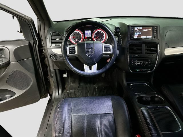 Used 2016 Dodge Grand Caravan R/T w/ Driver Convenience Group image 23