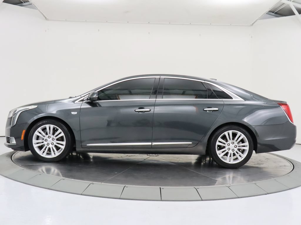 Used 2018 Cadillac XTS Luxury w/ Driver Awareness Package FWD image 2