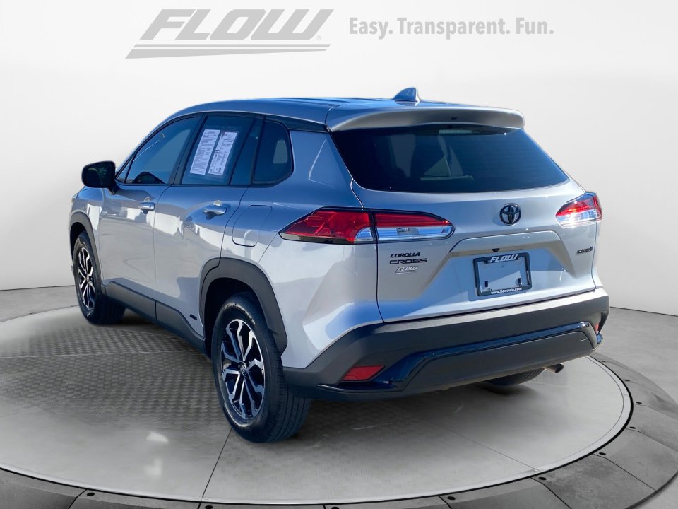 Used 2024 Toyota Corolla Cross AWD Hybrid image 6
