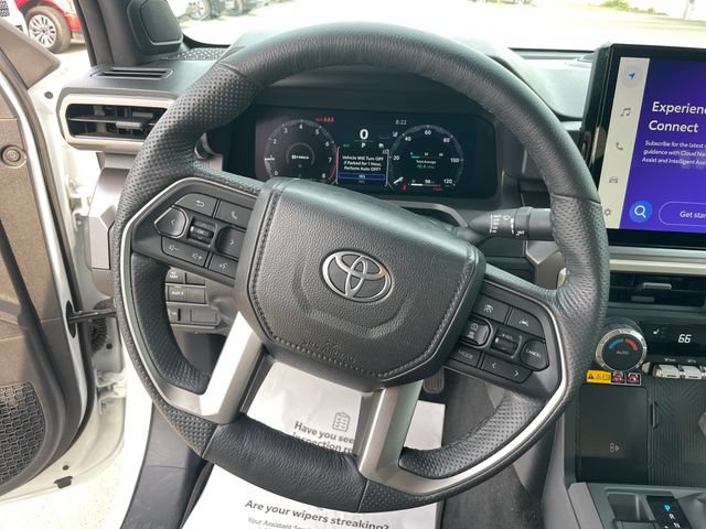 Used 2025 Toyota Tacoma TRD Off-Road w/ TRD Off Road Upgrade Package AWD/4WD image 25
