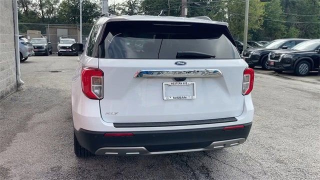 Used 2024 Ford Explorer XLT w/ Equipment Group 202A image 25