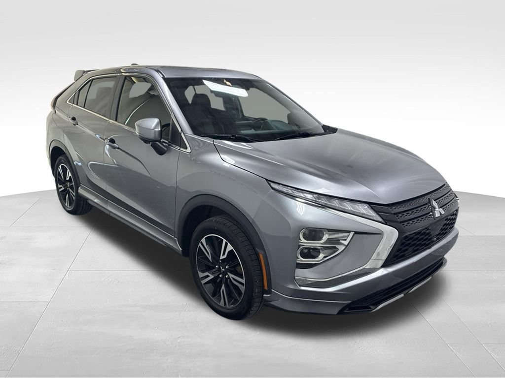 Used 2023 Mitsubishi Eclipse Cross SEL AWD/4WD image 3