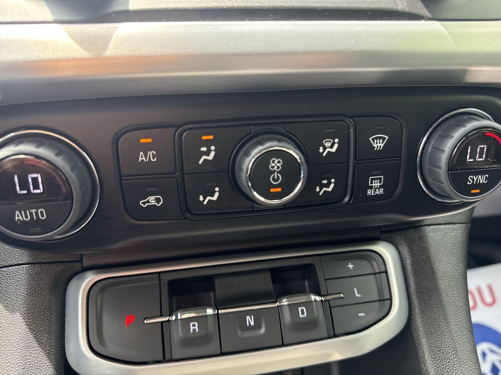 Used 2023 GMC Acadia SLT w/ Elevation Edition AWD/4WD image 21