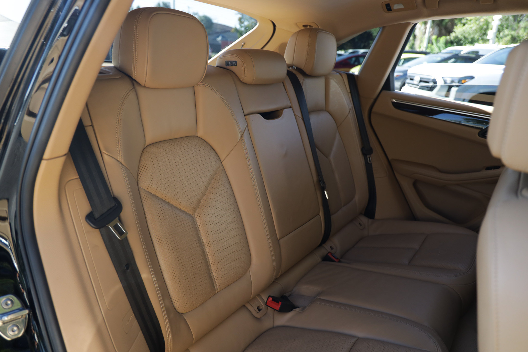Used 2016 Porsche Macan S AWD/4WD image 19