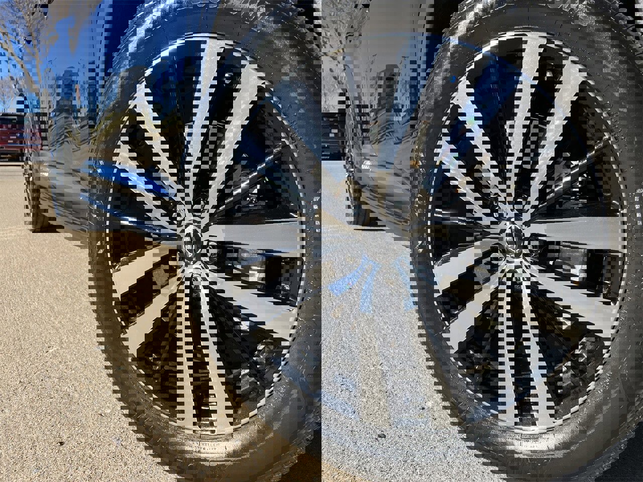 Certified 2023 Nissan Pathfinder Platinum image 8