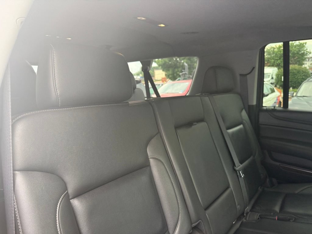 Used 2018 Chevrolet Suburban LT AWD/4WD image 29